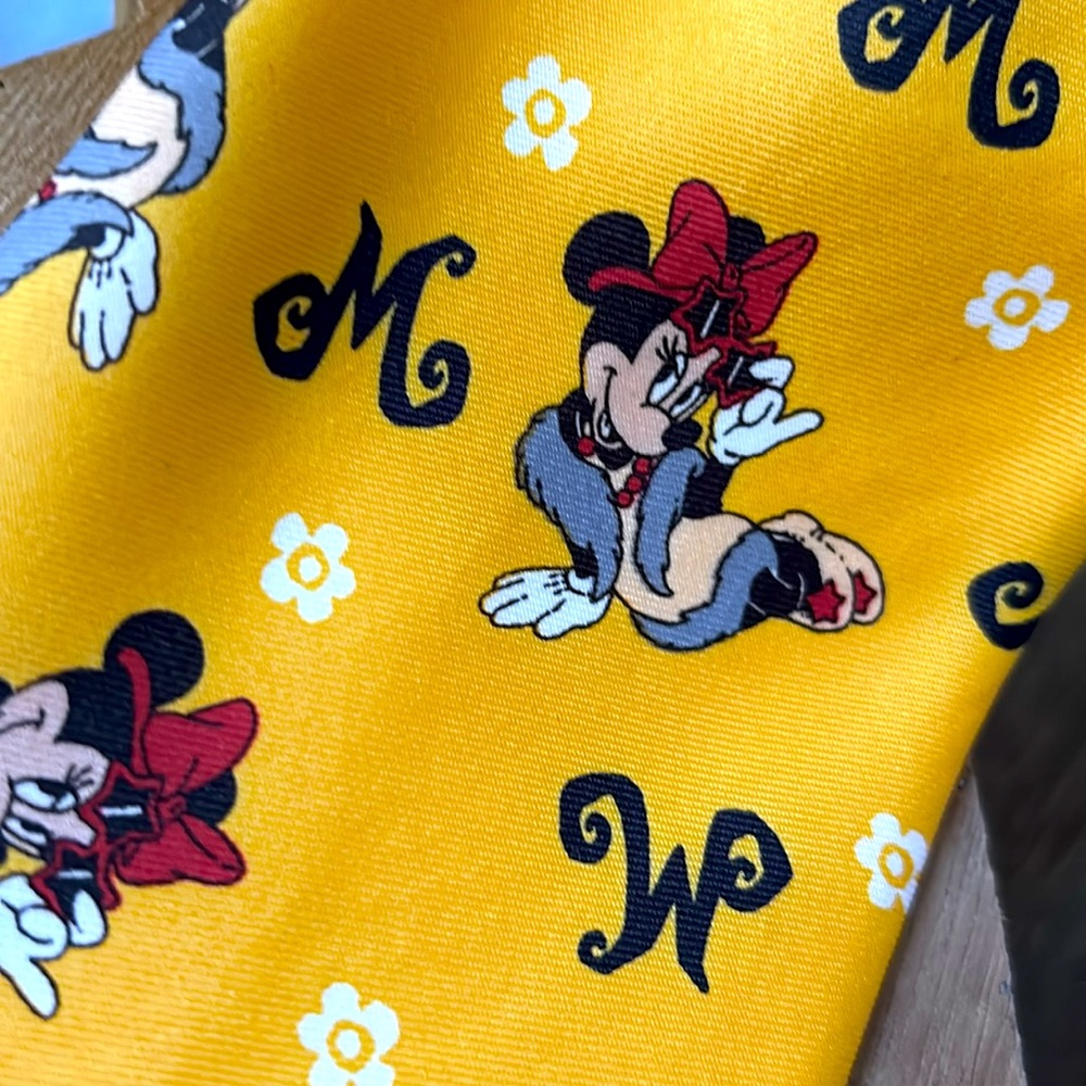 Disney Minnie Mouse Tie - Picture 2 of 4